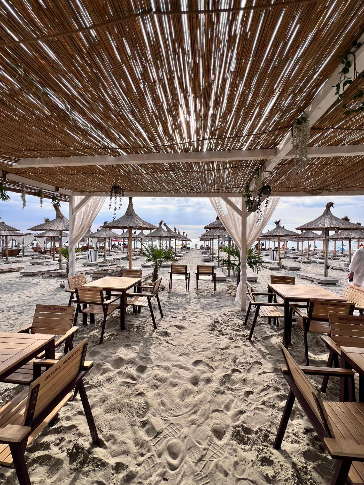 Hotel Manor Năvodari 외부 사진