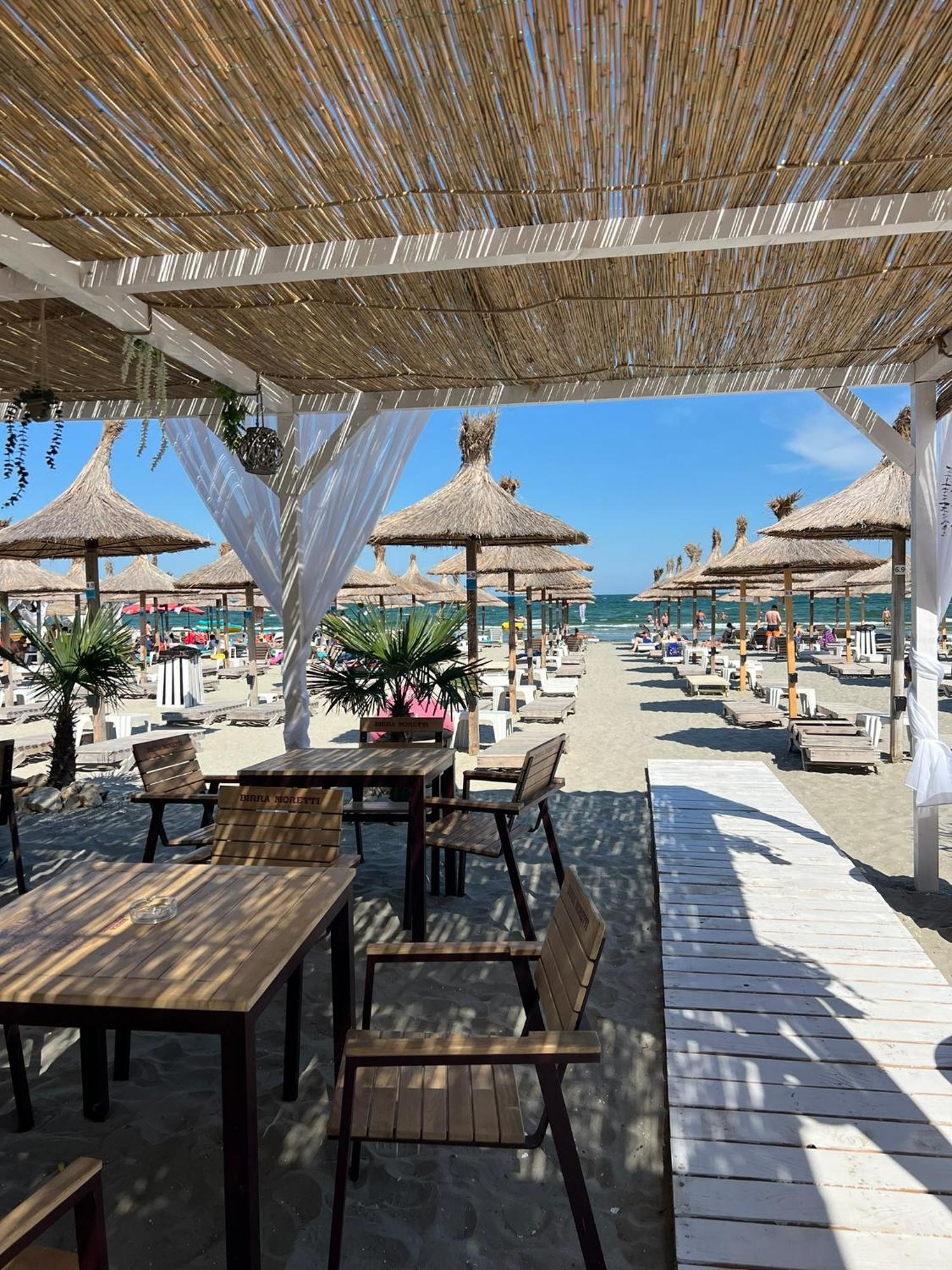 Hotel Manor Năvodari 외부 사진