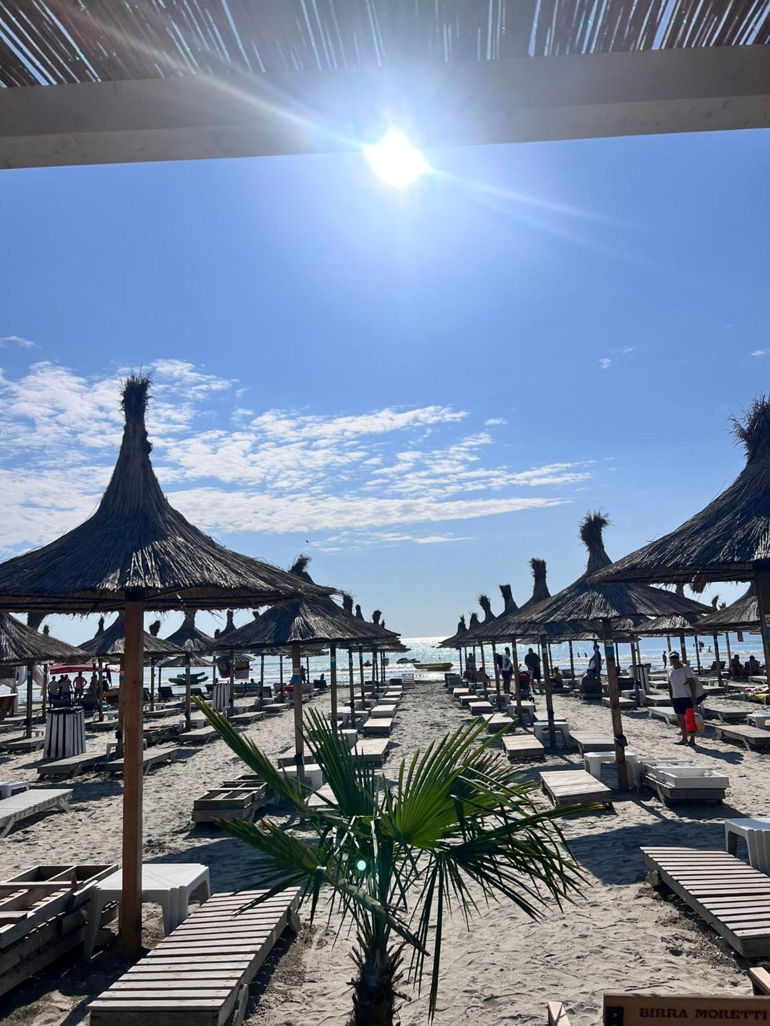 Hotel Manor Năvodari 외부 사진